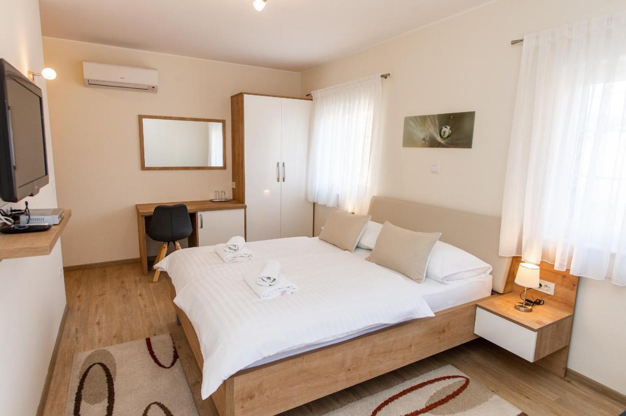 Guest House Ankora Skradin Extérieur photo